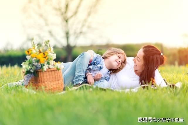 我们员工老板过生日送老板鲜花行吗？游戏画面
